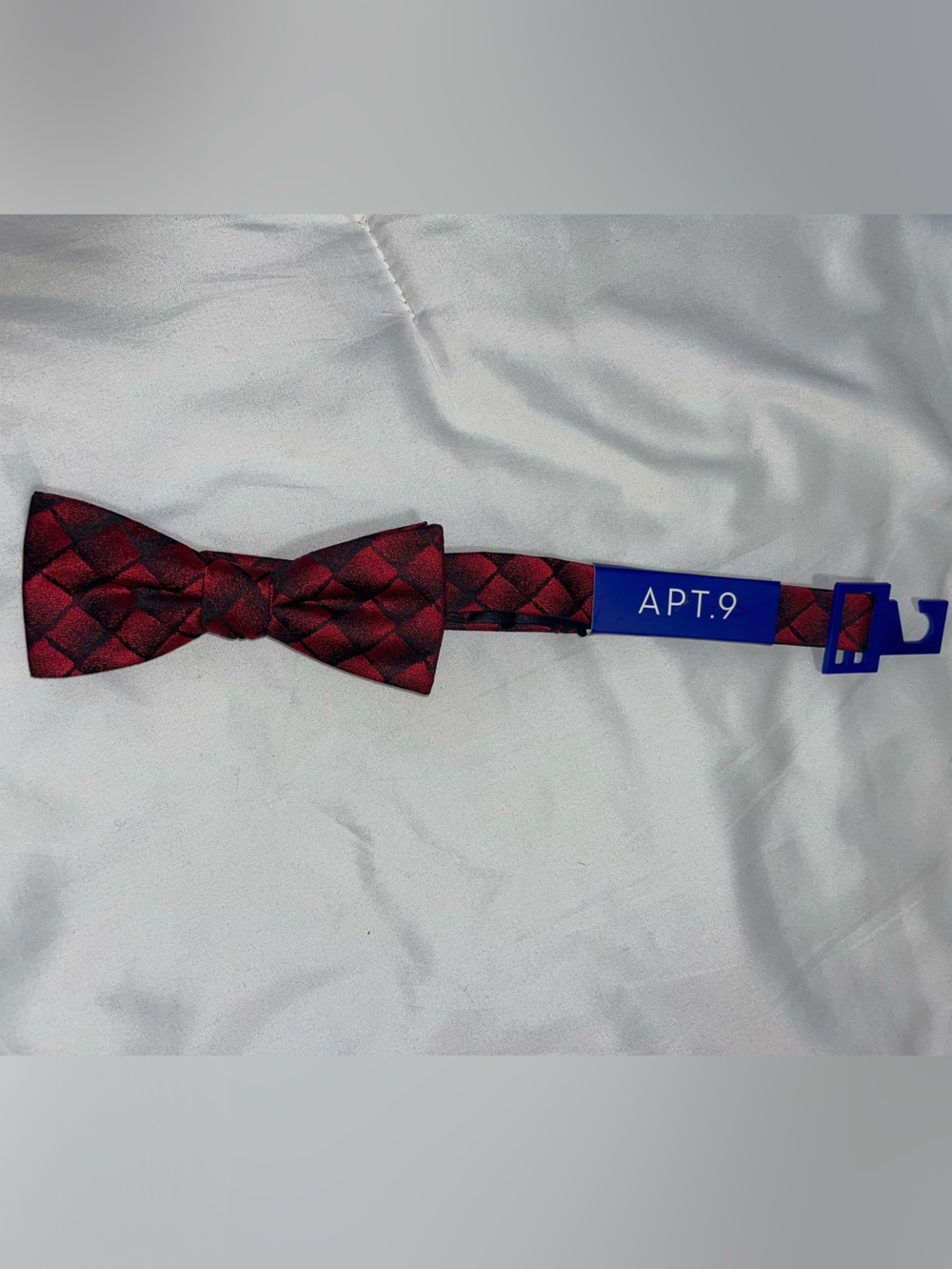 ♥️Apt. 9 Red and Black Patterned Bow Tie